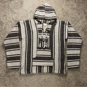 Unisex Mexican Poncho Hoodie Pullover Size Large Artesanias Sweater Multicolor